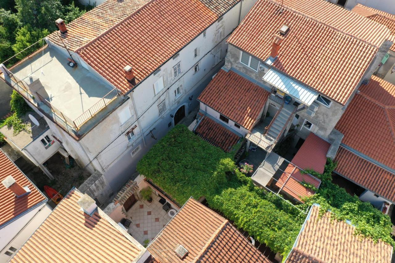 דירות קרק Casa Di Nives מראה חיצוני תמונה
